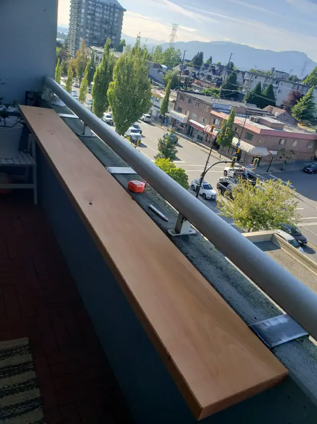 Railing cap