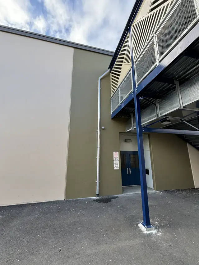 Canopy column install