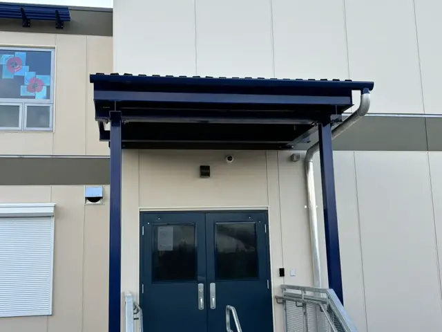 Entrance canopy