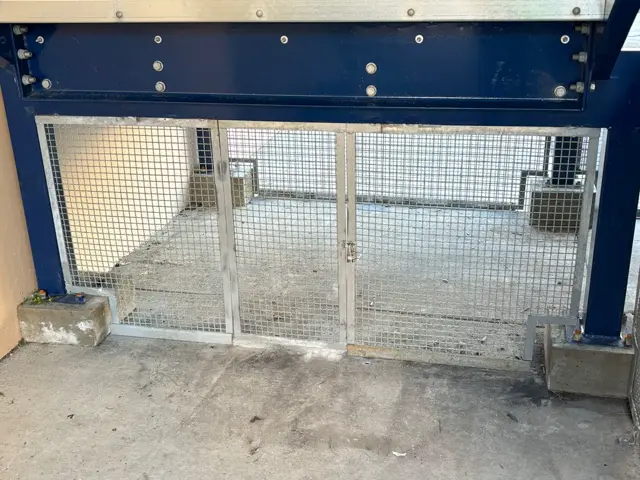 Mesh security cage